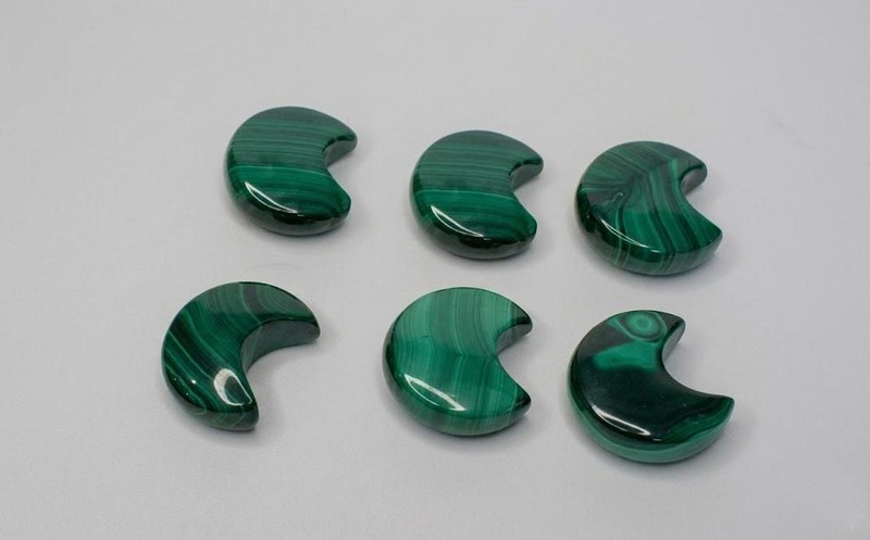 Natural Malachite Moonshape 10mm to 20mm Loose Gemstone gallery