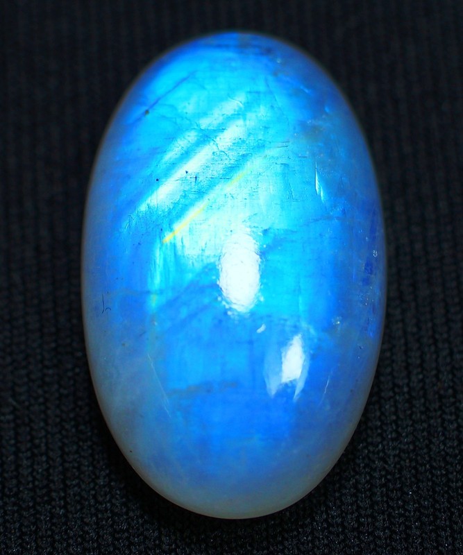 24 Ct 8X14X24 mm Natural Blue Fire Rainbow Moonstone Oval Cabochon Gems RU-79