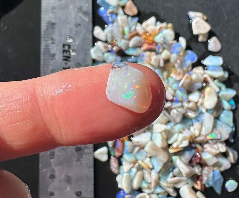 COLOR GUARANTEE Random Scoop 100 ct Tumbled Australian Opal Rough Crystal Opal gallery