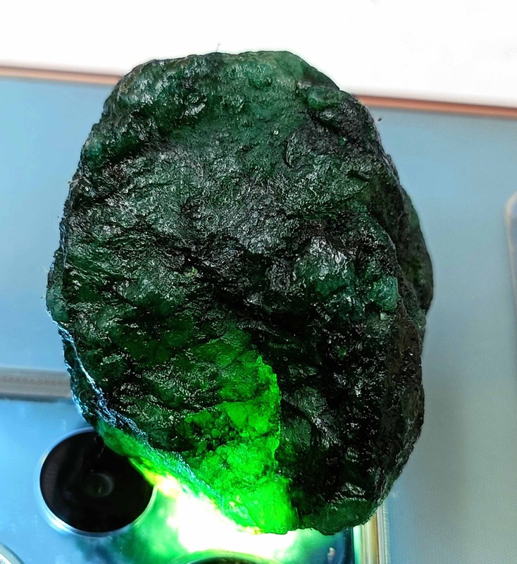 Dyed 181 Carat Natural Green Emerald Uncut Rough Colombian Loose Gemstone