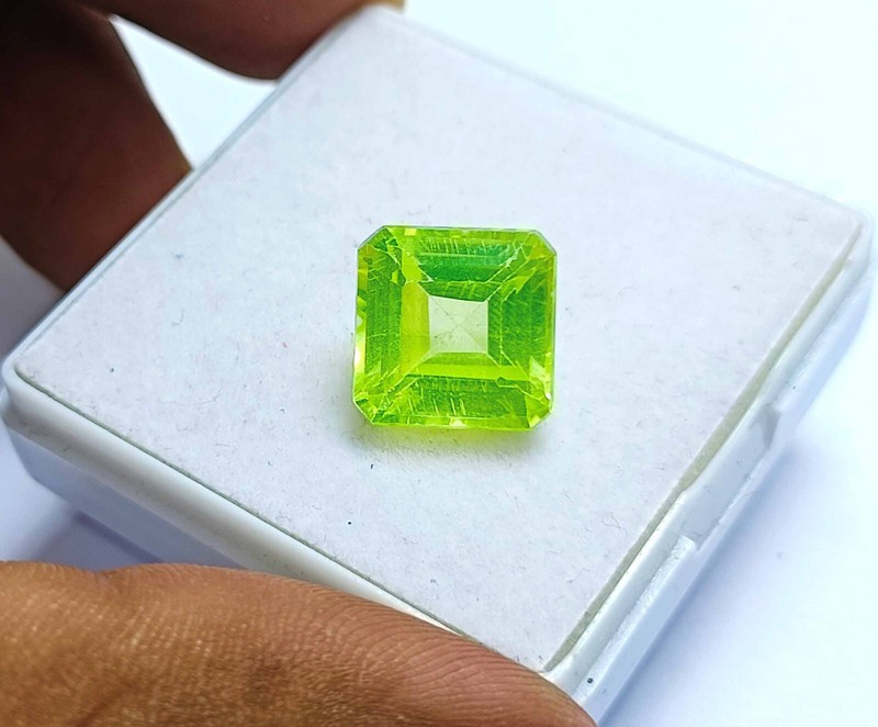 11 Ct Natural Certified Pakistan Green Peridot Emerald Cut Loose Gemstone EKB