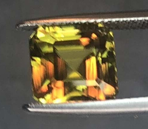 6.28ct Certified Sphene – Multi-Flash Yellow-Green – VVS – 9.7×9.6×7.5mm