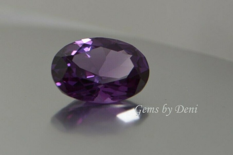 Lab-Created Alexandrite Oval Shape Corundum (5x3mm - 20x15mm) gallery