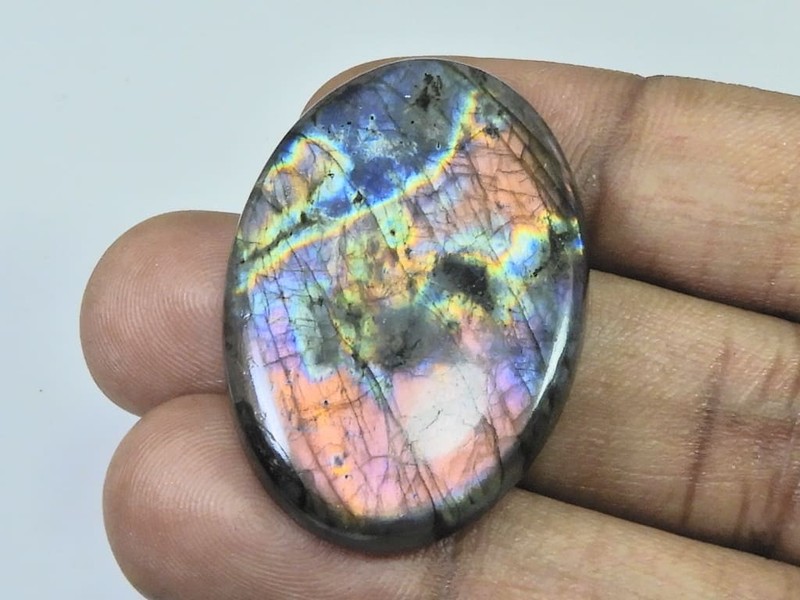 26X38X06MM Natural Purple Labradorite Spectrolite Oval Loose Gemstone 56Cts.