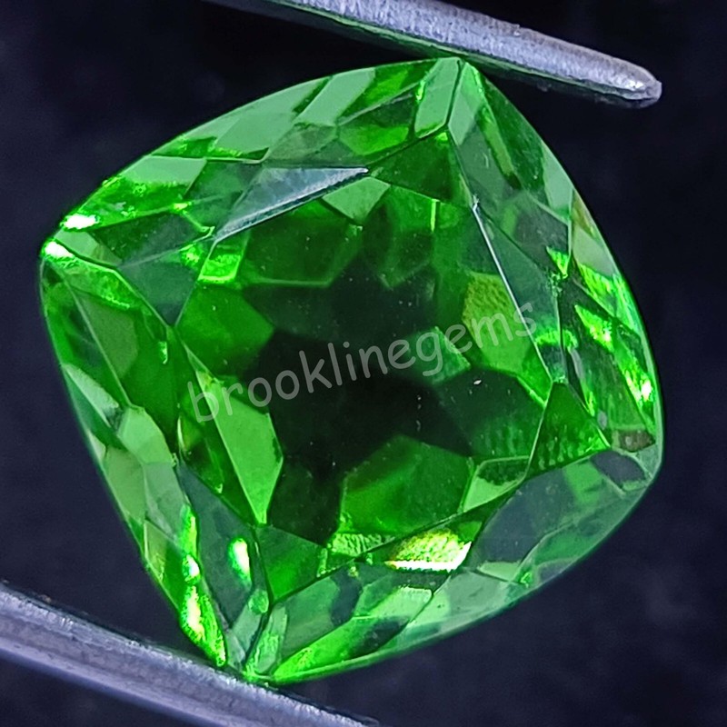 15-17 CT NATURAL GREEN GARNET CUSHION SHAPE CERTIFIED LOOSE GEMSTONE 25N