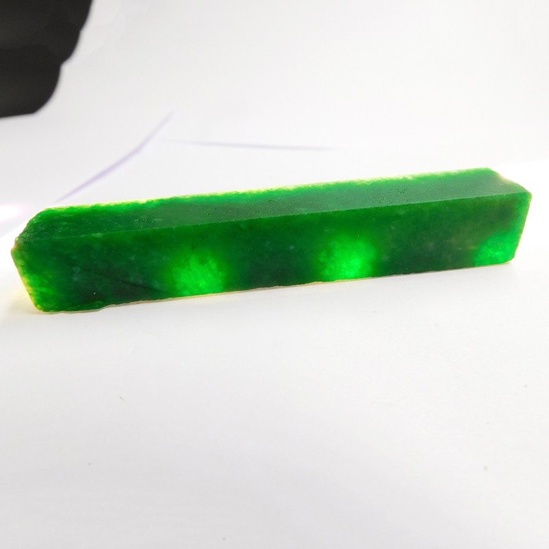 Brilliant 158.55 Ct Natural Green Emerald Rough UnCut CERTIFIED Loose Gemstones gallery