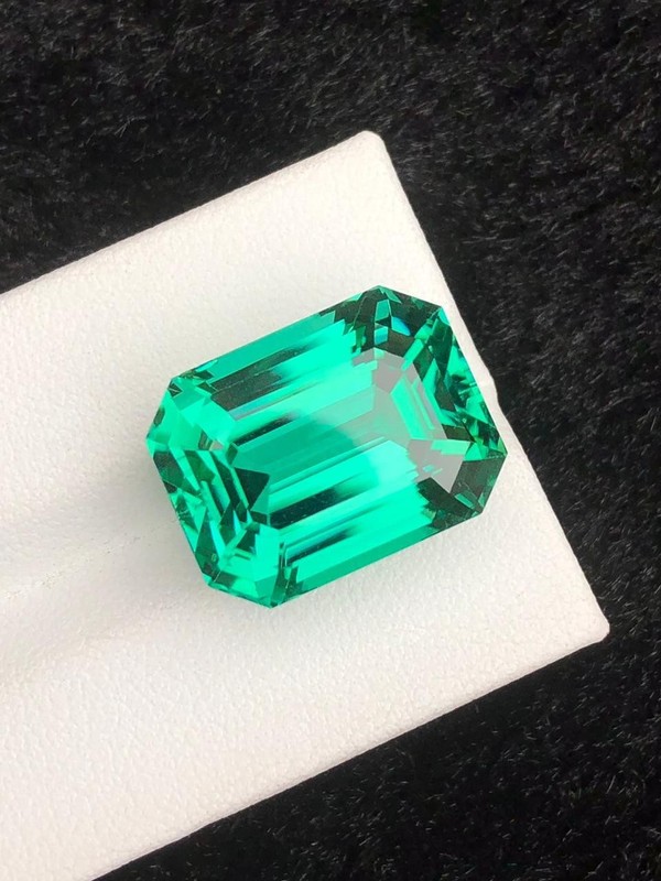 26.30 Carats Emerald Shape Hiddenite Kunzite Loose Gemstone From Afghanistan gallery