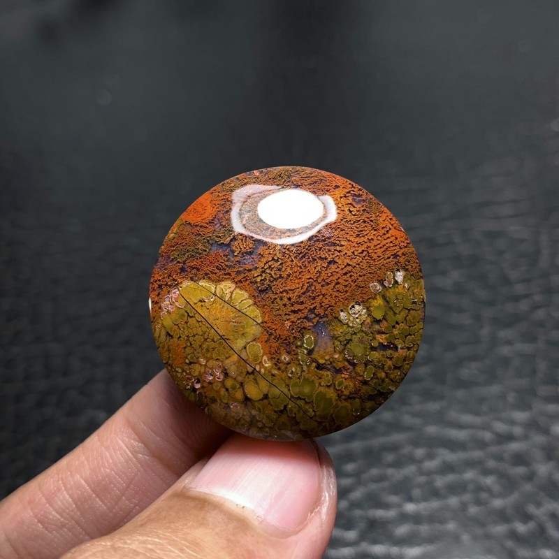 Moss Plume Agate Cabochon 28.5×28.5x8mm High Quality 49.5 ct
