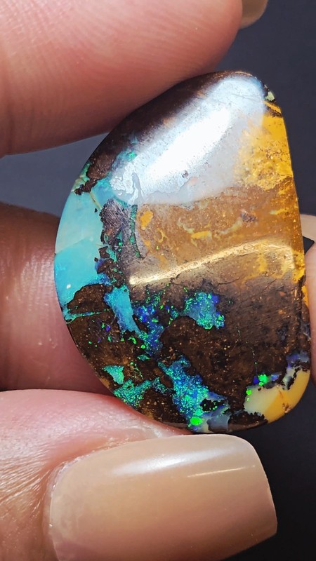 32.4cts Queensland Boulder 29.5×19.9×6.5mm