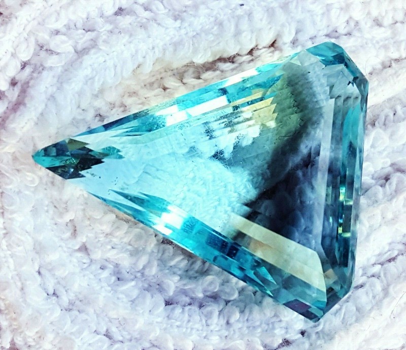 Loose Gemstone Aquamarine 50 to 55 Ct Certified gallery