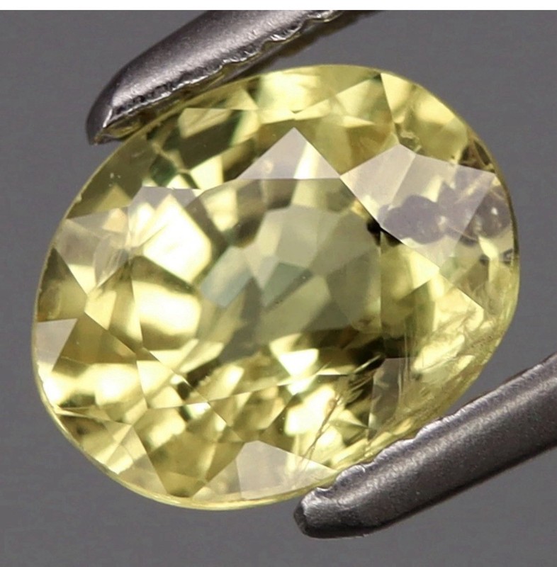1.06Ct. Natural Yellow Sapphire Very Good Luster
