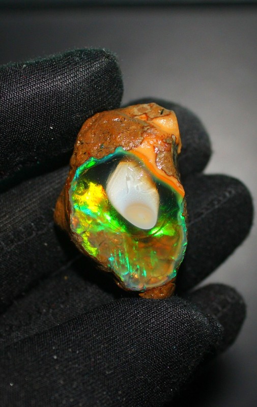 Opal Rough, Fire Opal Crystal, Egg Opal, unique and rare opal specimen, 97.35 Ct