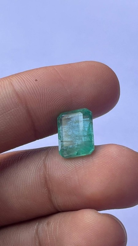 Natural Zambian Emerald 6.15 Carat Green Excellent Cut Octagon Loose Gemstone gallery
