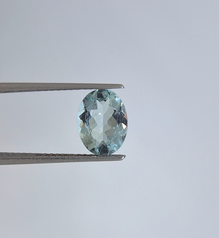 ​1.70 Carat Eye Clean Greenish-Blue Aquamarine Pear Cut Faceted Loose Gemstone