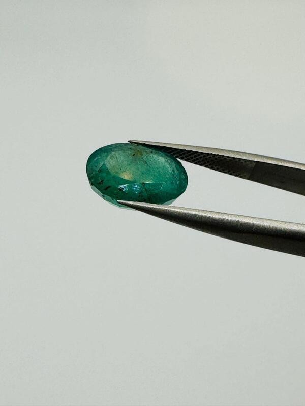 Beautiful Natural Green Emerald 4.185 ct mixed cut grade 11.70x9.19x6.22 mm gallery
