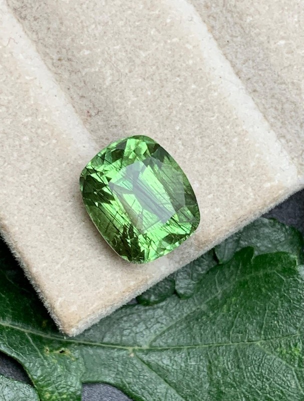 Natural Rutile Peridot 6.20 Carat Cushion Cut Green Loose Gemstone Pakistan 11.2
