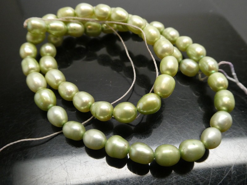 Freshwater Pearl Pastel Green Smooth Rice Size 7mm x 5mm Beads Strand 14.5″