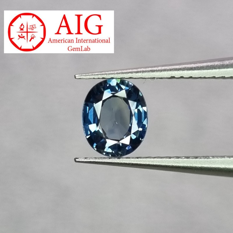 Unheated Sapphire 0.73cts, Blue, Oval, AIG gemstone certificate
