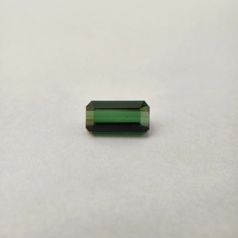 Premium Natural Green Tourmaline 1.09 Ct Rectangle Step Cut 8.2×4.3×3.2mm Gem