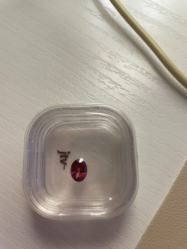Natural Rhodolite Garnet 1.35ct 8x6mm Oval Loose Gemstone Tanzania Red Pink gallery