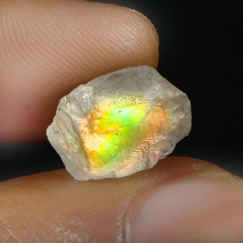 Natural Madagascar moonstone Orange Blue Green Fire Loose Stone Top Quality M782