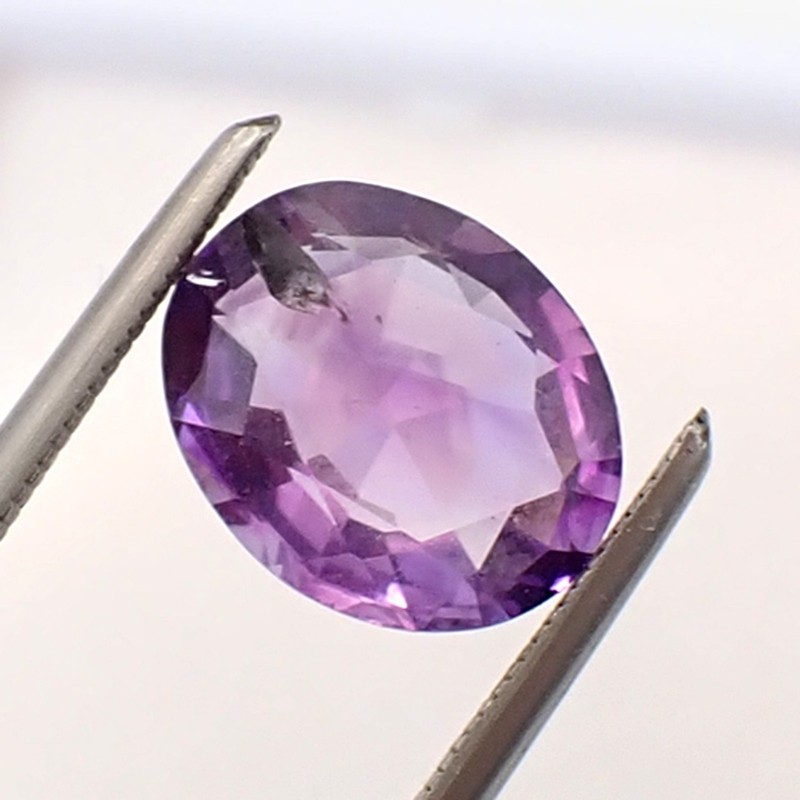Natural 9.0x7.4mm Oval Lavender Lilac Amethyst Gemstone, 1.53 carats, 9x7mm gallery