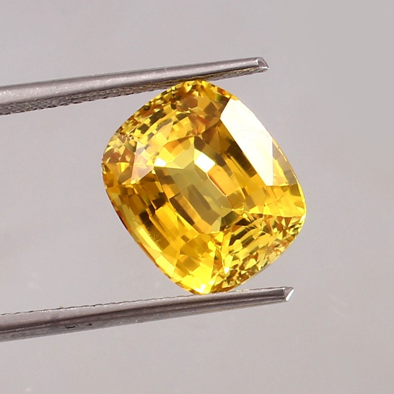 AAA Natural Flawless Ceylon Yellow Sapphire Cushion Loose Gemstone Cut 12x10 MM gallery