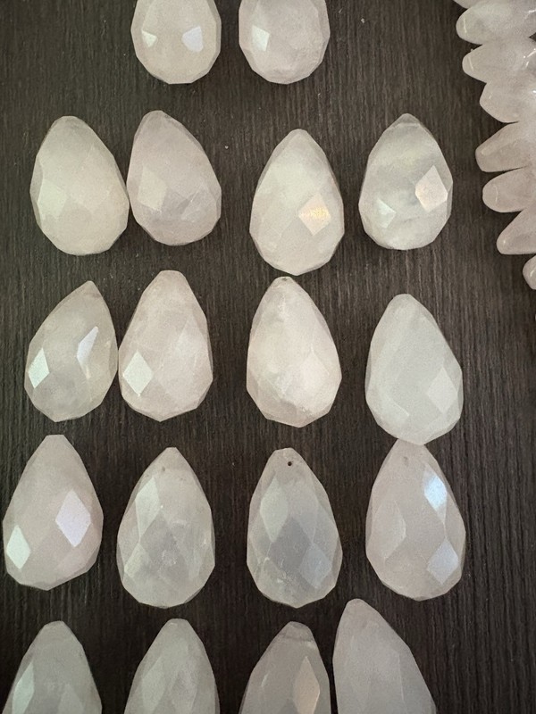 LOT Of Rose Quartz Stones Beads Faceted Briolette Chips Read Info gallery