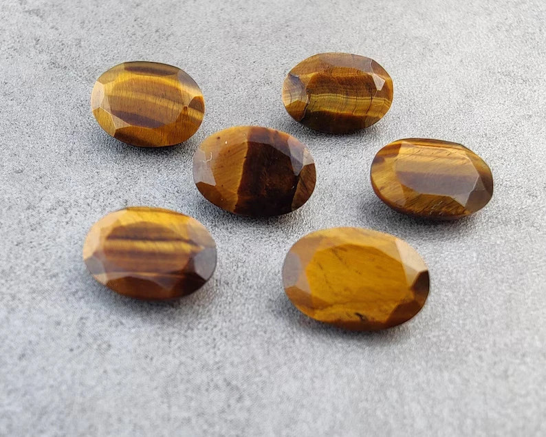 AAA+ Natural Top Quality Tiger Eye Faceted Oval Shape Loose Gemstone