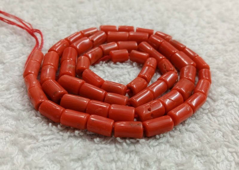 16" INCHES 100% Natural Italian Coral,Smooth Pipe Beads,AA quality,Red colour !! gallery