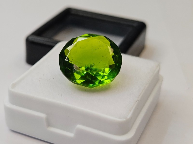 Fantastic Peridot Olive Green Certified Of 8-9 Ct Round AAA Loose Gemstone gallery