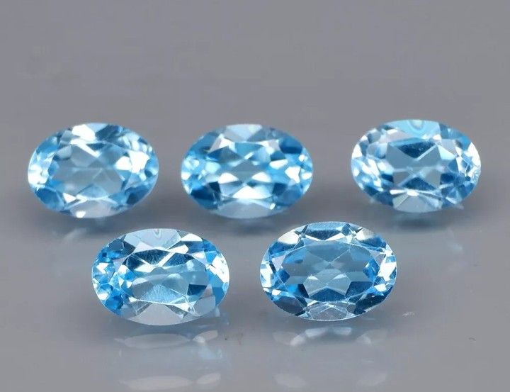 Topaz Pack 4.65 Tcw. 7 X 5 Mm 5 Pieces