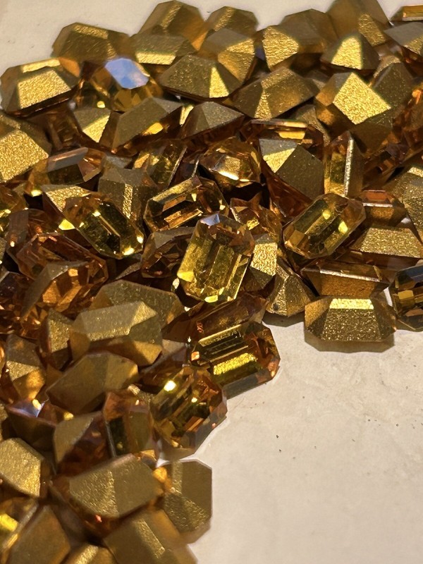 DS & Co Vintage Swarovski Gold Topaz Crystal 7x5mm Rectangle Gold Foil NOS