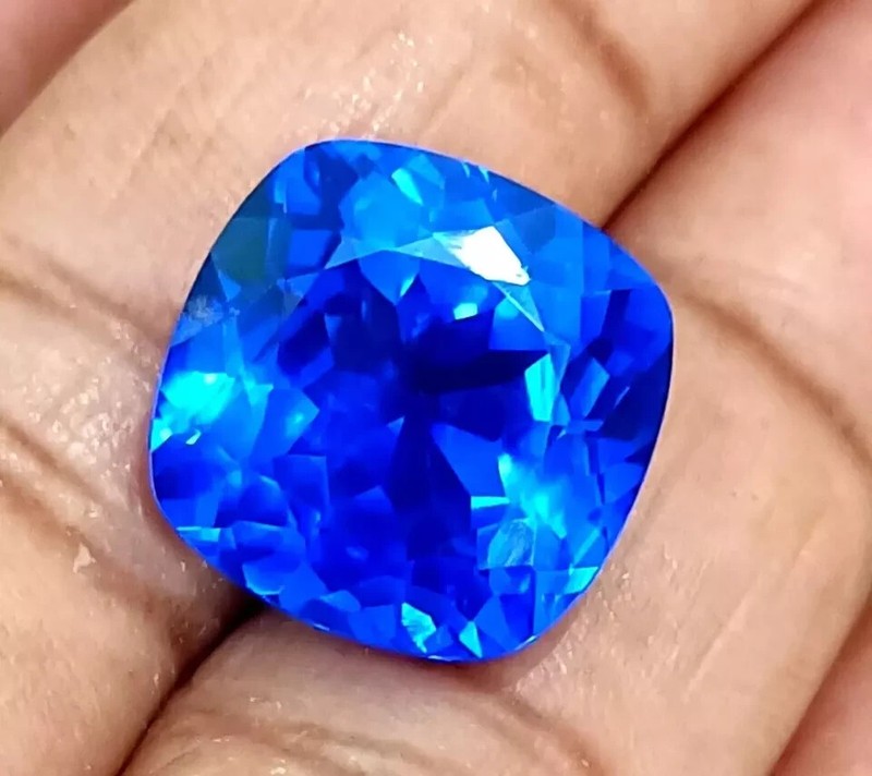 10 Ct Natural Rare Lustrous Blue Tanzanite Certified Flawless Loose Gemstone