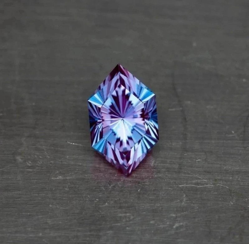 Certified 16 Ct+ Natural Alexandrite Color Change Fancy Cut Loose Gemstone