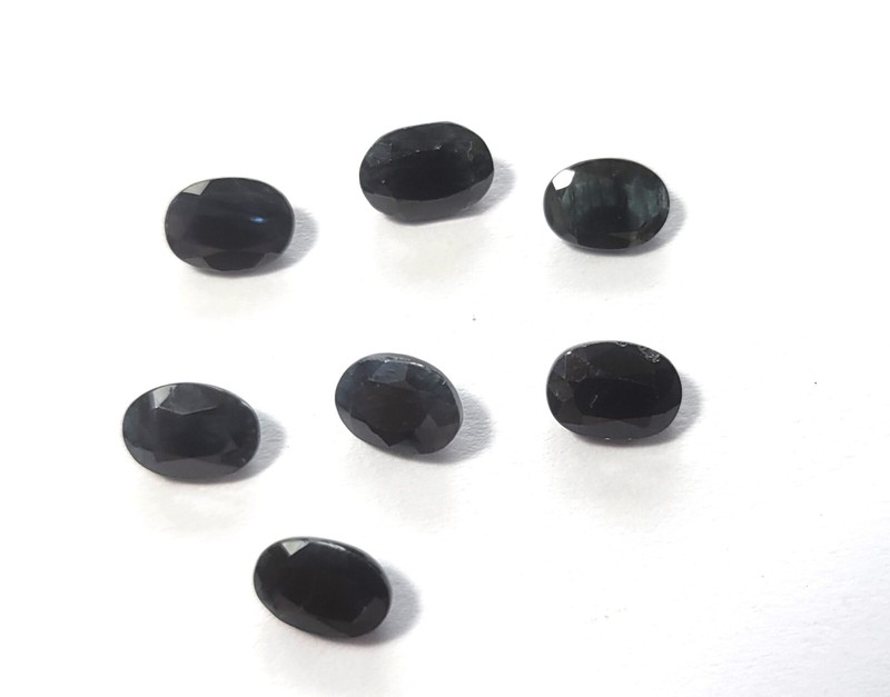 8.00 Carats Blue Sapphire 7 Pieces Oval Shapes Approx 7x5mm Unset Gems
