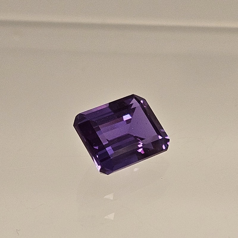 JTV 2.05 Carat Color Change Emerald Cut Alexandrite Synthetic Blue To Red Gems gallery