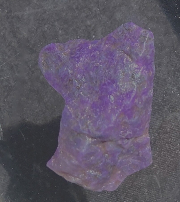 SUGILITE TOP PLUM VIOLET GEM ROUGH 5.99 GRAMS or 30 CARATS SOUTH AFRICA