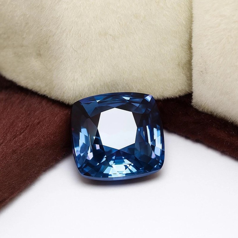 Natural Color Change Alexandrite Cushion Cut 10.10 Ct Certified Gemstone gallery