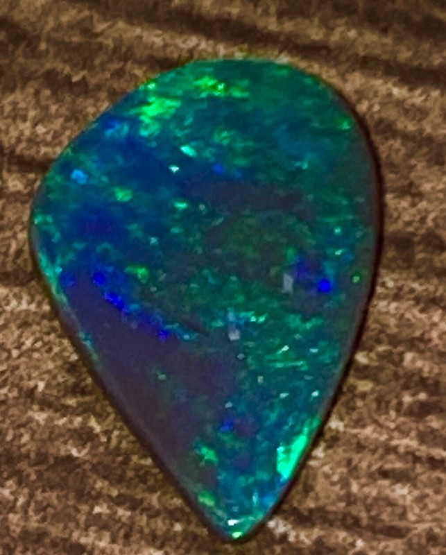 #940 0.50 Ct SOLID Opal Lightning Ridge please read description