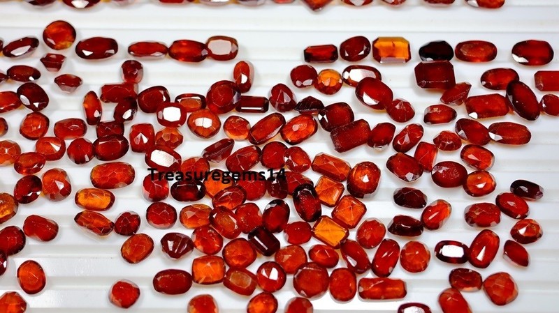 100 Crt WHOLESALE NATURAL FACETED HESSONITE GARNET (العقيق) CABOCHON GEMSTONE