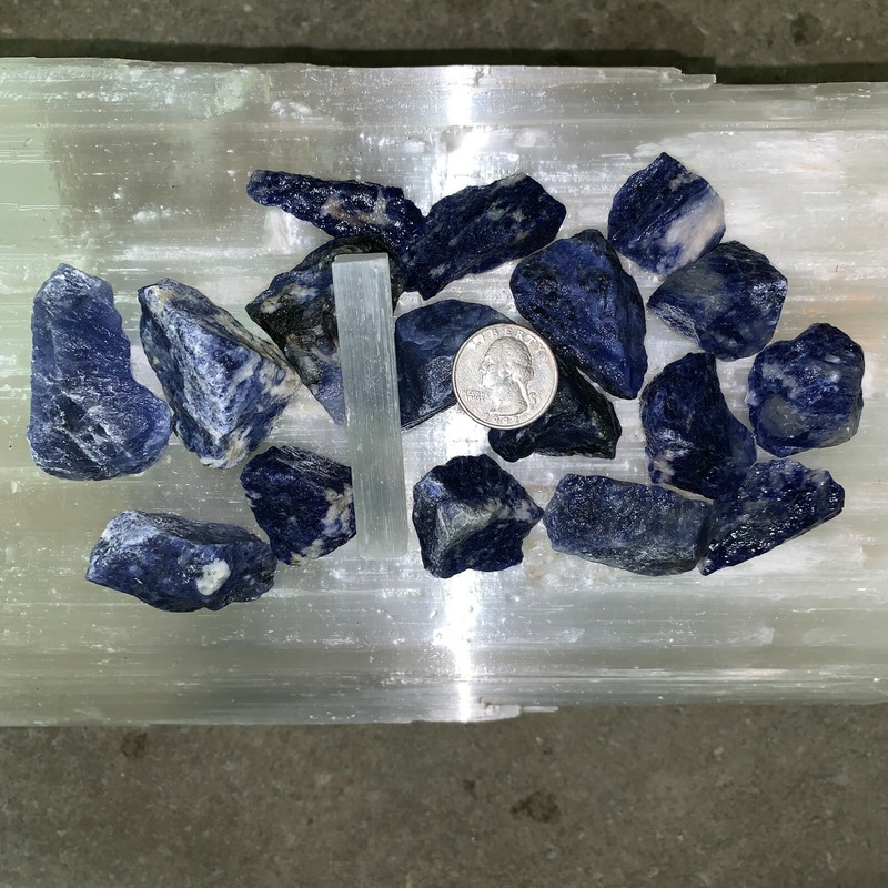 SODALITE ROUGH, CHARGED 500 CARATS LOT + A FREE SELENITE CHARGING STICK