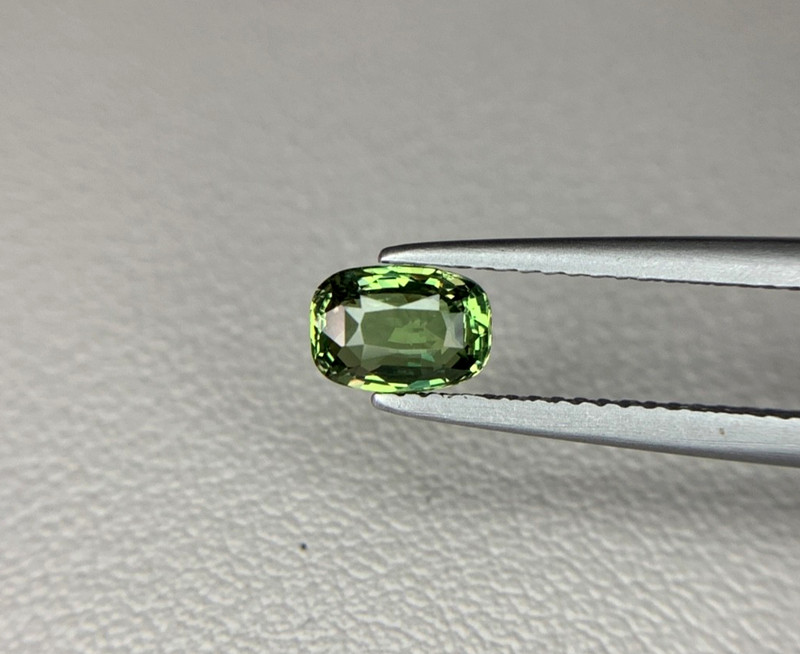 1.03ct Natural Alexandrite CUSH Shape 7×5mm Green to Red Change 100% Genuine gallery