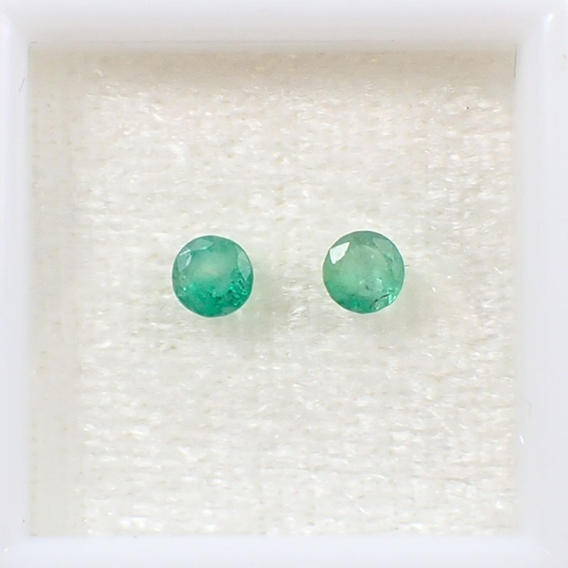 0.54ct Round 3.90mm Qty 2 Pieces Good Green Natural Emerald Gemstone E2R6 gallery