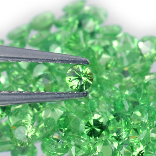 2.3mm Lot 1,2,6,20pcs Round Diamond Cut Natural Gemstone Green Garnet Tsavorite