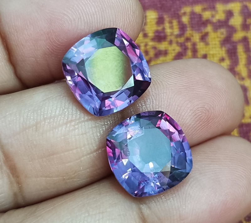 2 PCS Natural Color Change Alexandrite 16 Ct CUSHION Cut Rare Certified Gemstone