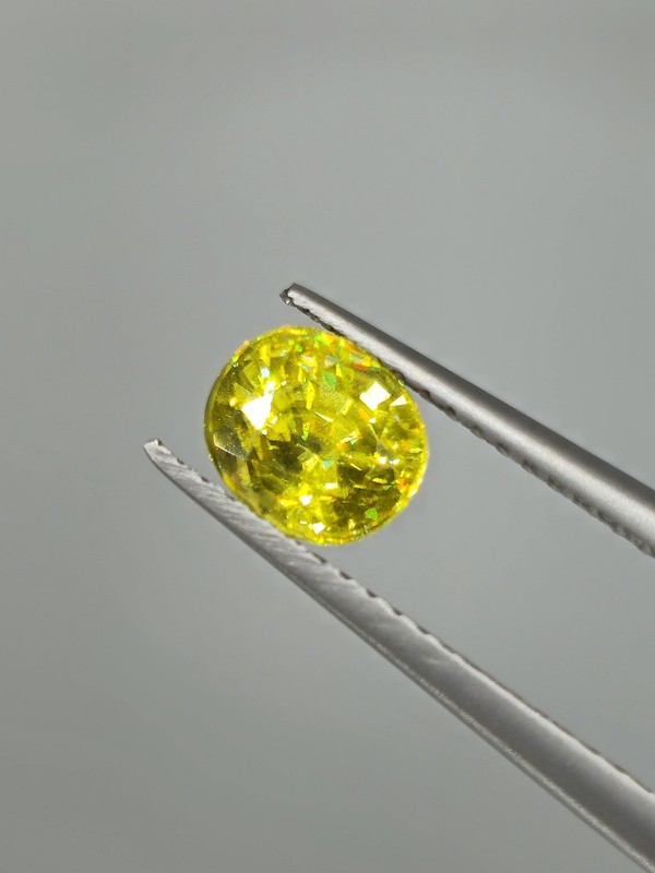 1.15 Carat Titanite Unheated Gemstone Brazil Rare Lime Green Vivid Color & Fire✨ gallery