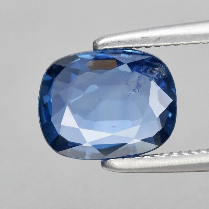 VS 0.96 Ct Natural Unheated Blue Sapphire Madagascar Cushion Cut Loose Gemstone