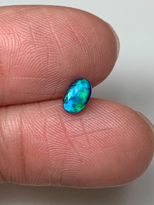 Emerald Flash. Lightning Ridge Doublet Black Opal. 0.50 Ct gallery