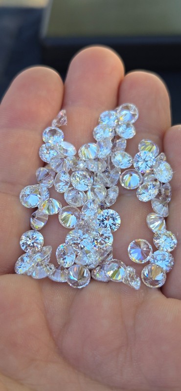80 Pcs 109 Cts Lot Round CZ Cubic Zirconia Facet High Quality Gemstones 6×4 mm